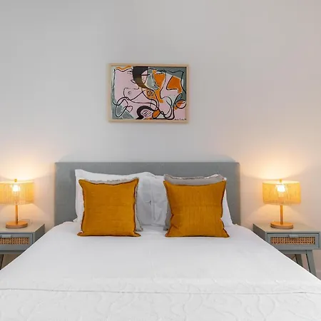 Whome - Brand New Luxury 4-bed With Riverside Views & Ac Apartment Lissabon