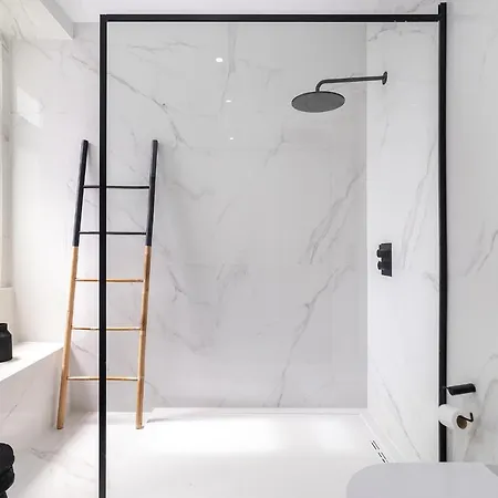 Apartamento Whome - Brand New Luxury 4-bed With Riverside Views & Ac *