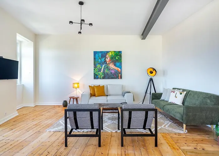 Whome - Brand New Luxury 4-bed With Riverside Views & Ac リスボン